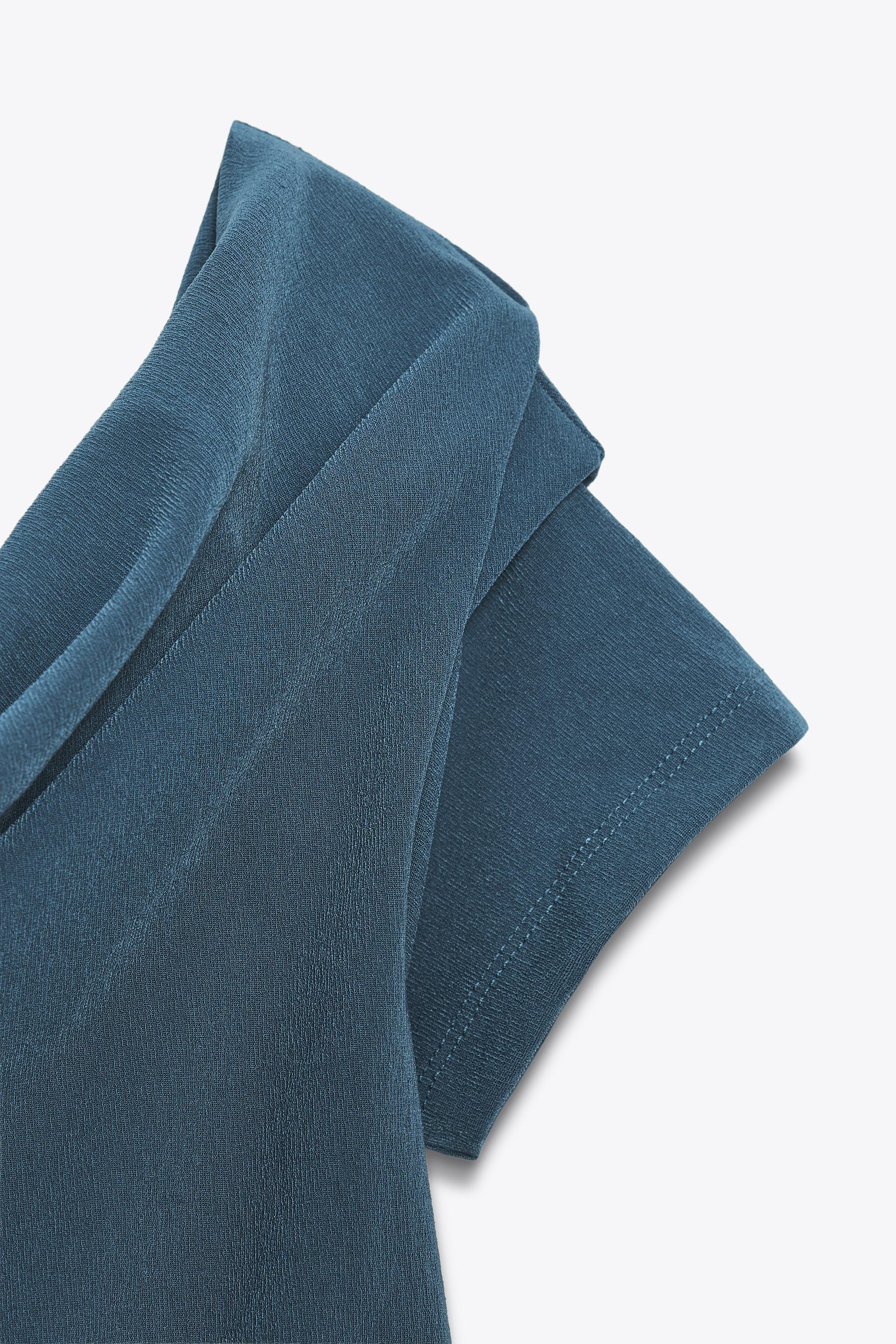 ASYMMETRIC RUCHED TOP